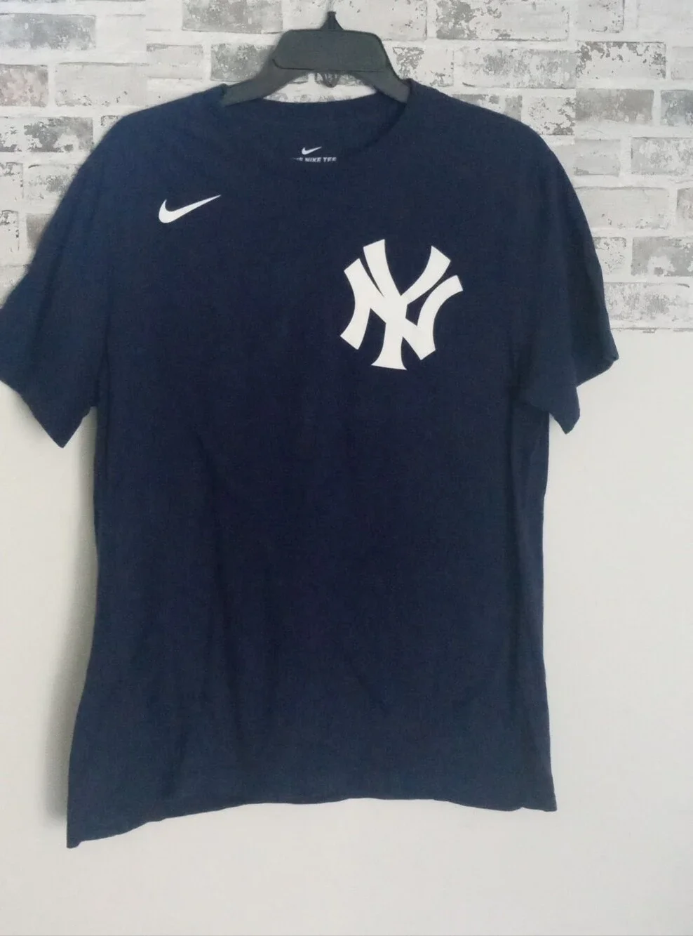 Nike x New York Yankees Navy Logo Tee